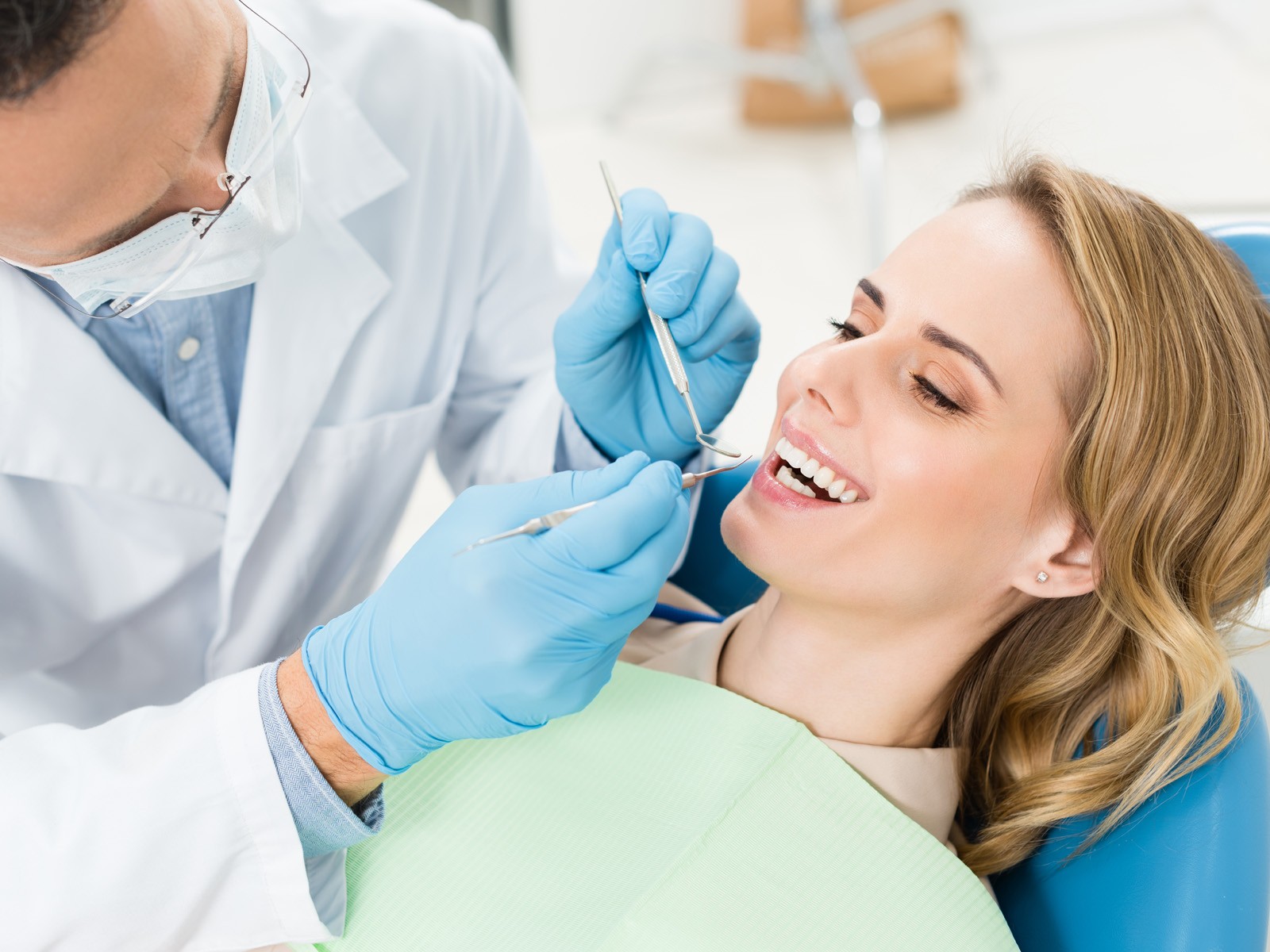 Can dentist fix broken teeth