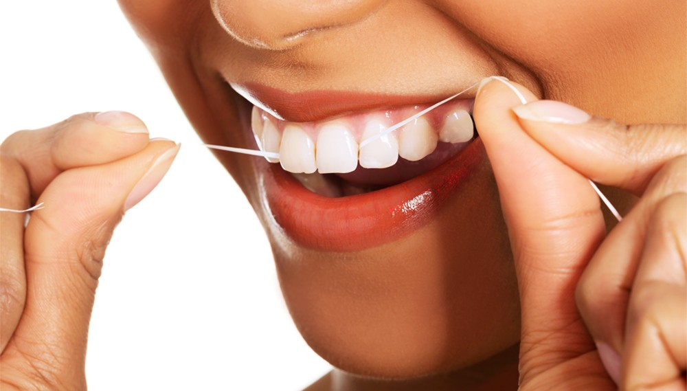 Water Flossing or String Flossing: Which One to Opt?