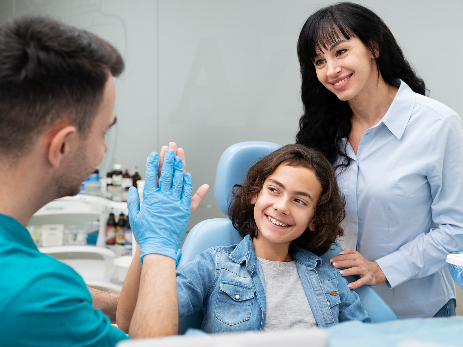 4 Qualities That Make A Family Dentist Truly Family Friendly