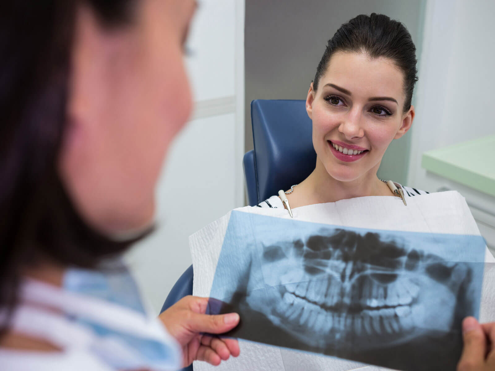 Are Dental X-Rays Safe During Pregnancy? What the ADA & OBGYNs Say